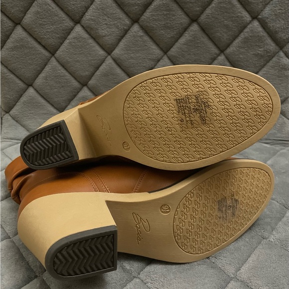 Cowgirl Ankle Boots - Picture 5 of 10